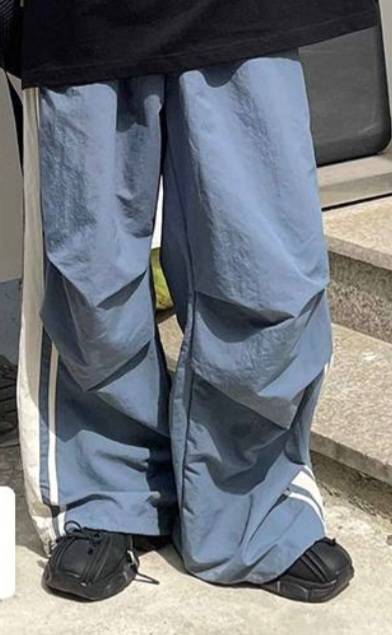 얘들아 이 바지...어디건지 찾아줄 사람😭😭😭😭 | 인스티즈