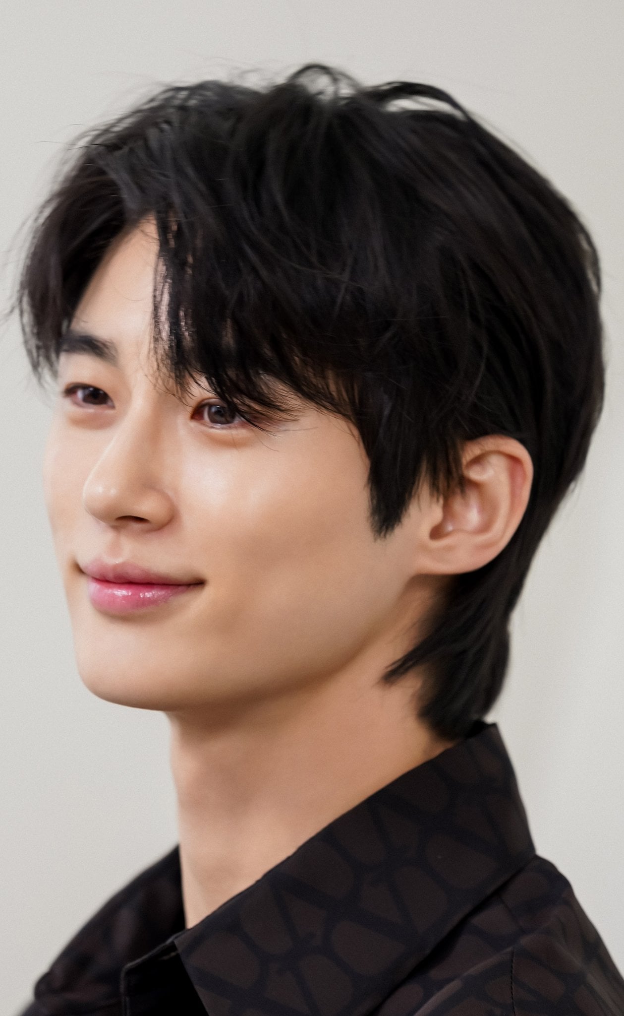 [미디어] 변우석 오빠 옆모습 GOAT 하시다 | 인스티즈