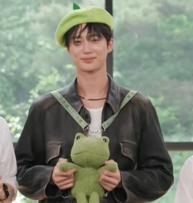 [잡담] 청개구리 변우석 🐸💚 | 인스티즈