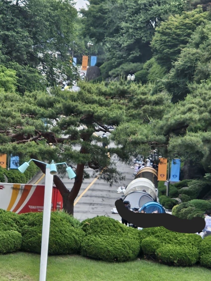 [정보/소식] 텐트치고 경희대 점거중인 라이즈 팬들 | 인스티즈