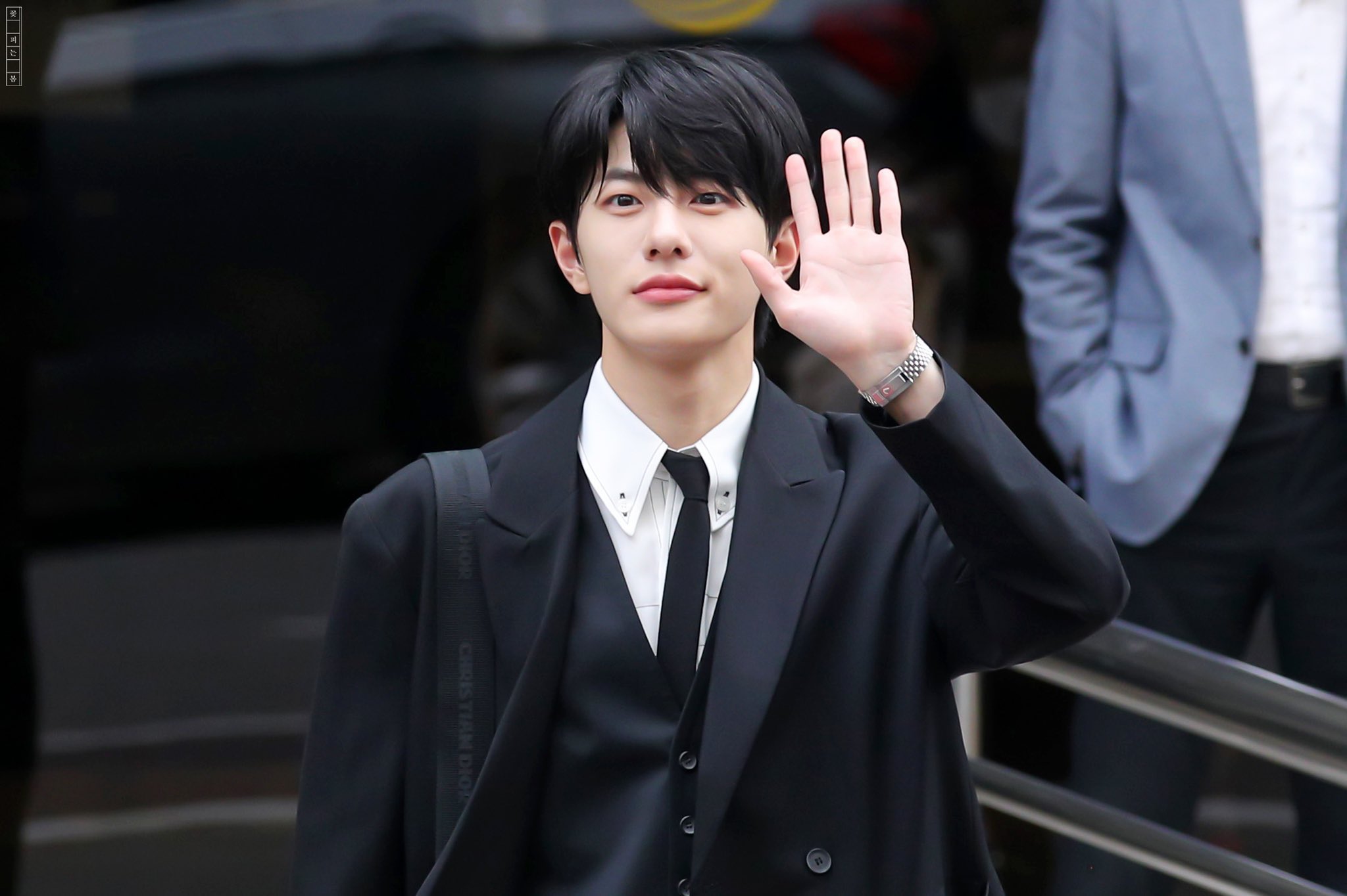 [잡담] 골든차일드 보민이랑 배드빌런 서빈이 남매인데 닮았나 ,,? | 인스티즈