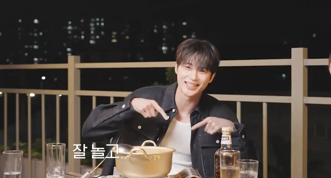 [잡담] 변우석: 통통이 자리 여기! | 인스티즈