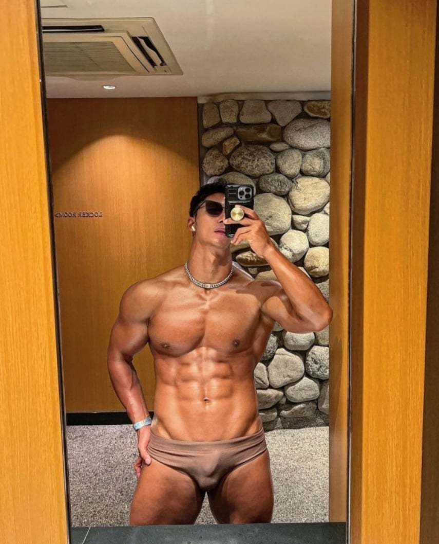 [잡담] 인스타 이 정도 수위는 괜찮나보네? (후방주의) | 인스티즈