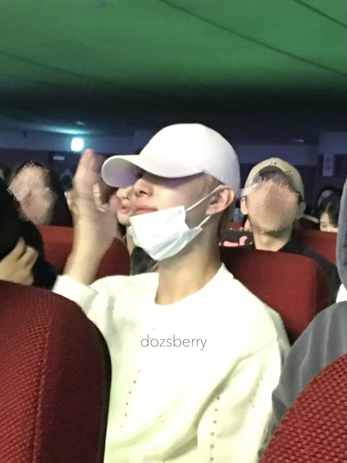 [잡담] 정우 진짜 얼굴 입체감이... | 인스티즈