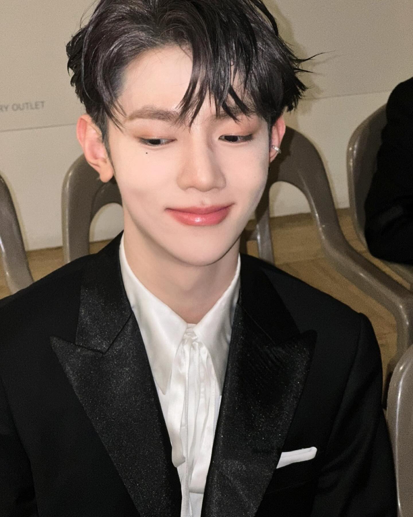 [잡담] 집단지성.. 장하오 이런 보정?은 누가 뭘로 찍어줘야 가능해?? | 인스티즈