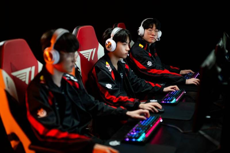 [정보/소식] T1이 사랑한 스틸시리즈 Arctics Nova Pro | 인스티즈