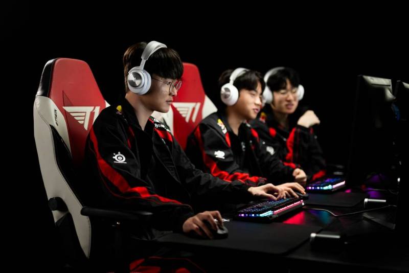 [정보/소식] T1이 사랑한 스틸시리즈 Arctics Nova Pro | 인스티즈