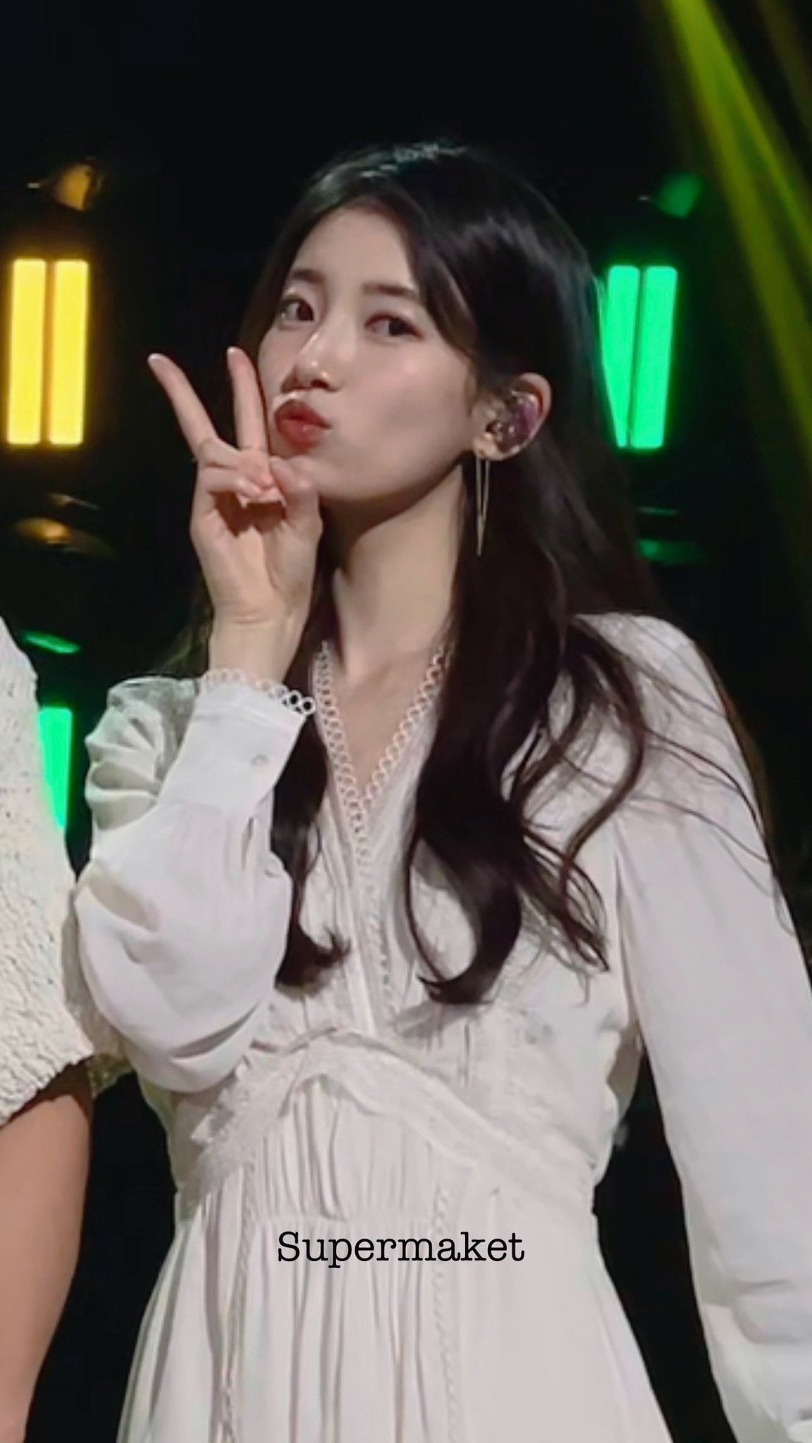 [잡담] 수지 실물 이 사진이랑 비슷함 | 인스티즈