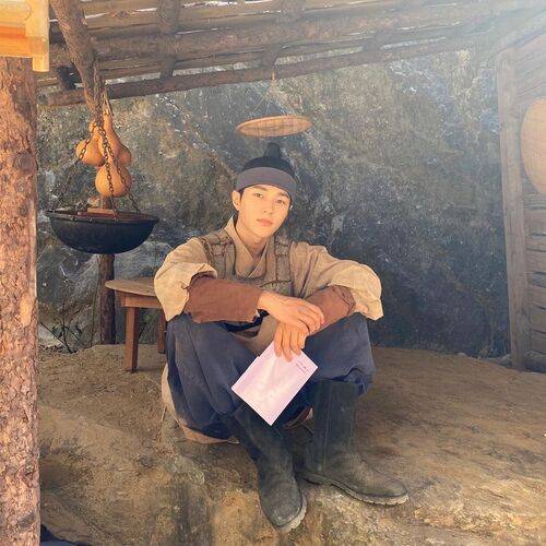 퍼컬이 조선시대인 한 배우의 한복 착장 모음.jpg | 인스티즈