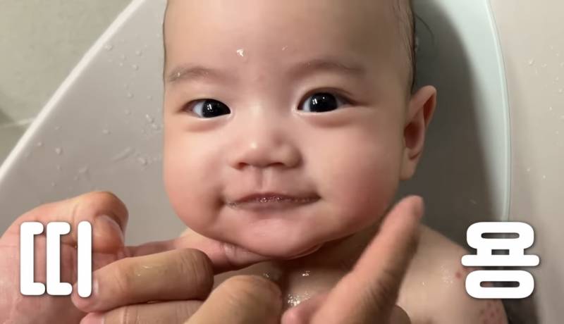 [잡담] 아기들한테 이런 불주사? 아직도 꽂 맞혀야 돼? | 인스티즈