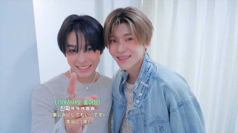 단체로 나스 블러셔 바르고 화보 찍은 NCT 위시 비하인드 | 인스티즈