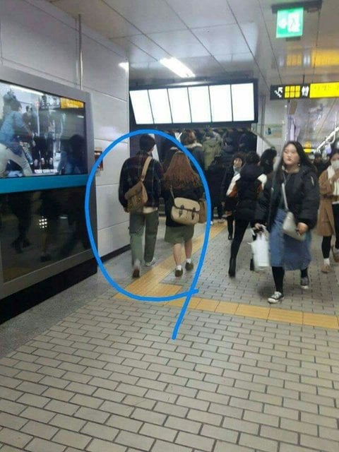 [잡담] 조영민이랑 임지민이랑 사귀다가 조혜수랑 손잡고 데이트 목격담 올라와서 바로 사귀지 않았나? | 인스티즈