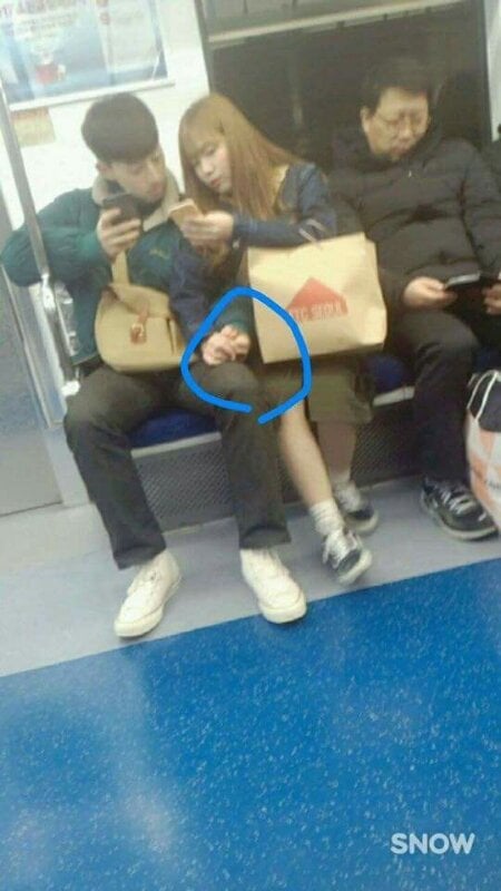 [잡담] 조영민이랑 임지민이랑 사귀다가 조혜수랑 손잡고 데이트 목격담 올라와서 바로 사귀지 않았나? | 인스티즈