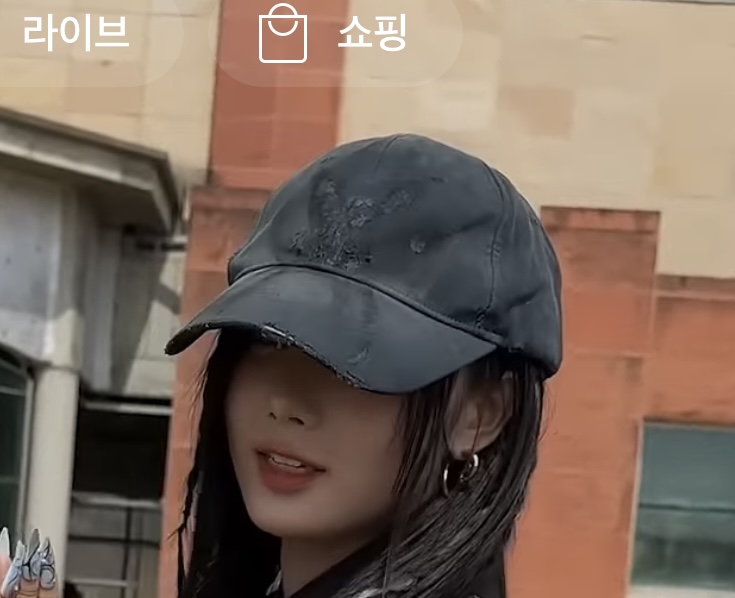 [잡담] 지젤 이 모자 어디껀지 아는사람 ㅠㅜㅜ | 인스티즈