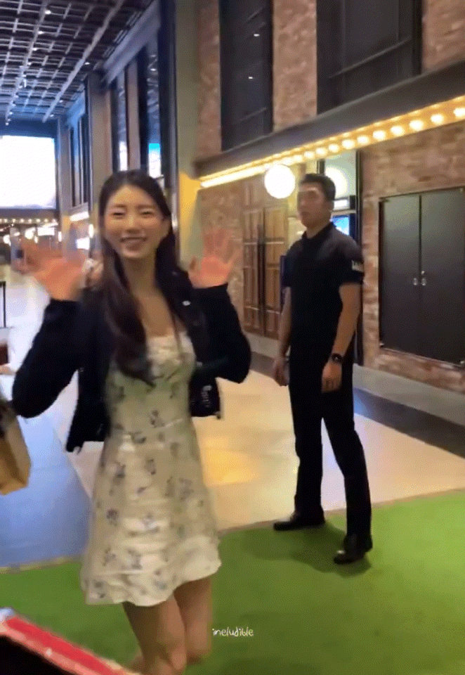 [잡담] 오 아이유랑 수지 같은 브랜드 옷 이었넹 | 인스티즈