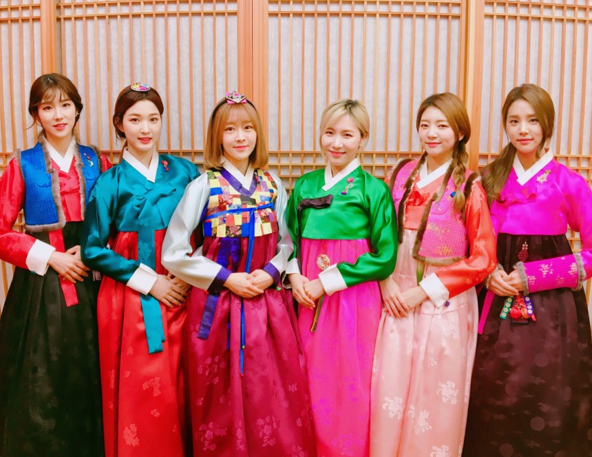 [잡담] 타돌 한복화보 색감 보정함ㅋㅋㅋㅋㅋㅋㅋ | 인스티즈