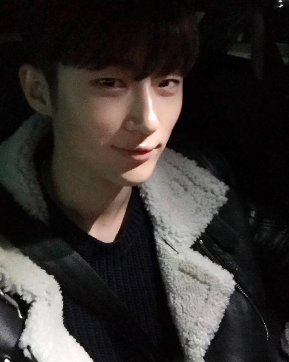[잡담] 변우석 초면짤 날카롭게 나왔다 ㅋㅋ | 인스티즈