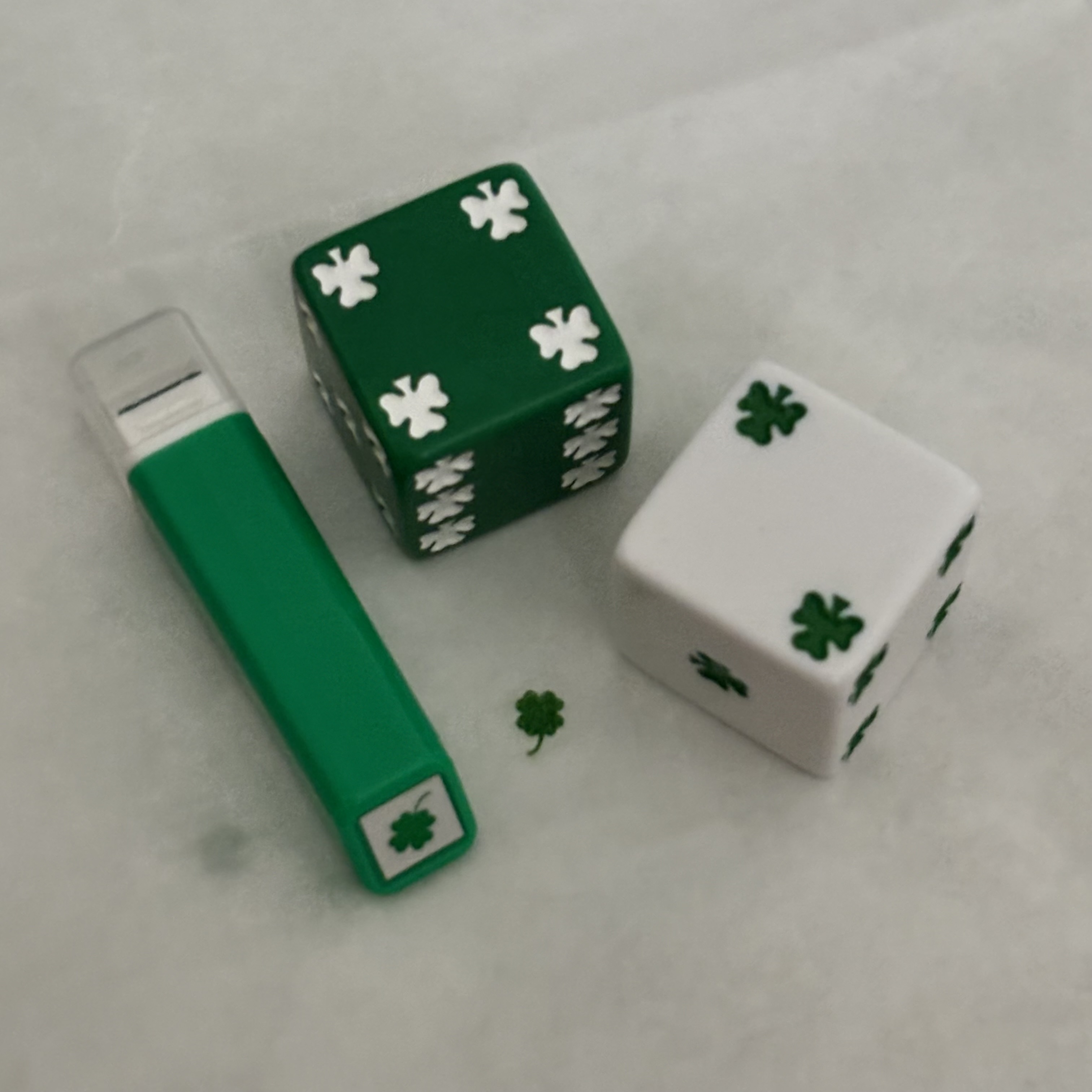 [잡담] 오늘의 행운소비 🍀💚 | 인스티즈