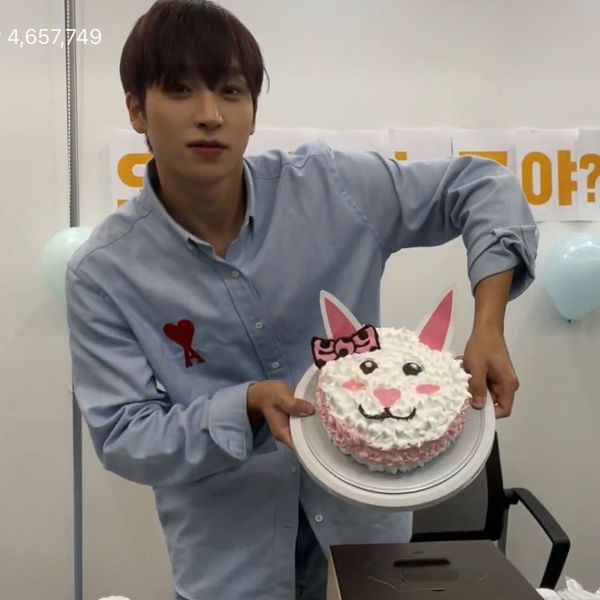 [잡담] 우울할 때마다 주기적으로 보는 아이돌 망한 생일 라방 | 인스티즈
