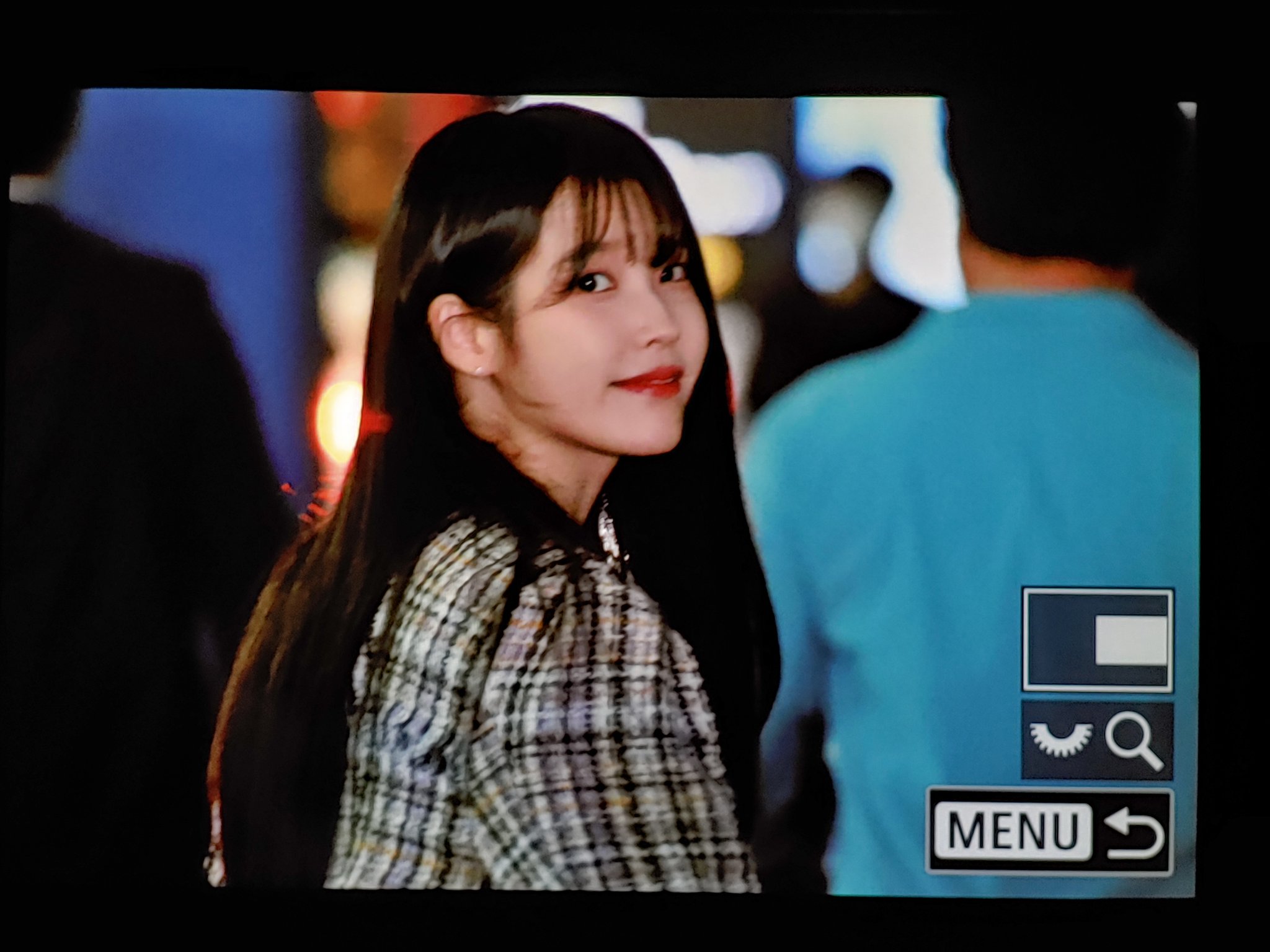 [잡담] 아이유 청춘드라마 같은 거 하면 잘될 거 같음 | 인스티즈