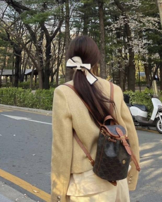 [잡담] 나 가방 아직 못골랐거든......다시 한번만 부탁할게... | 인스티즈