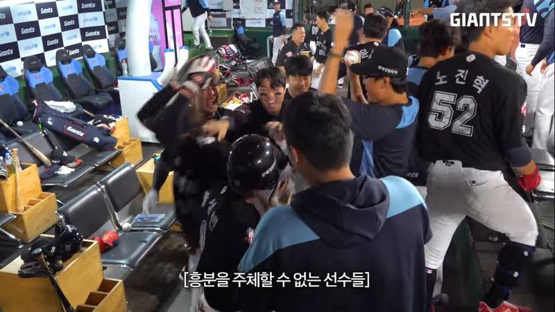 [잡담] 오늘 덕밍아웃 보다가 유용한 짤 포인트 많길래ㅋㅋㅋㅋ(손떤포수 윤떤외야수 지분 주의) | 인스티즈