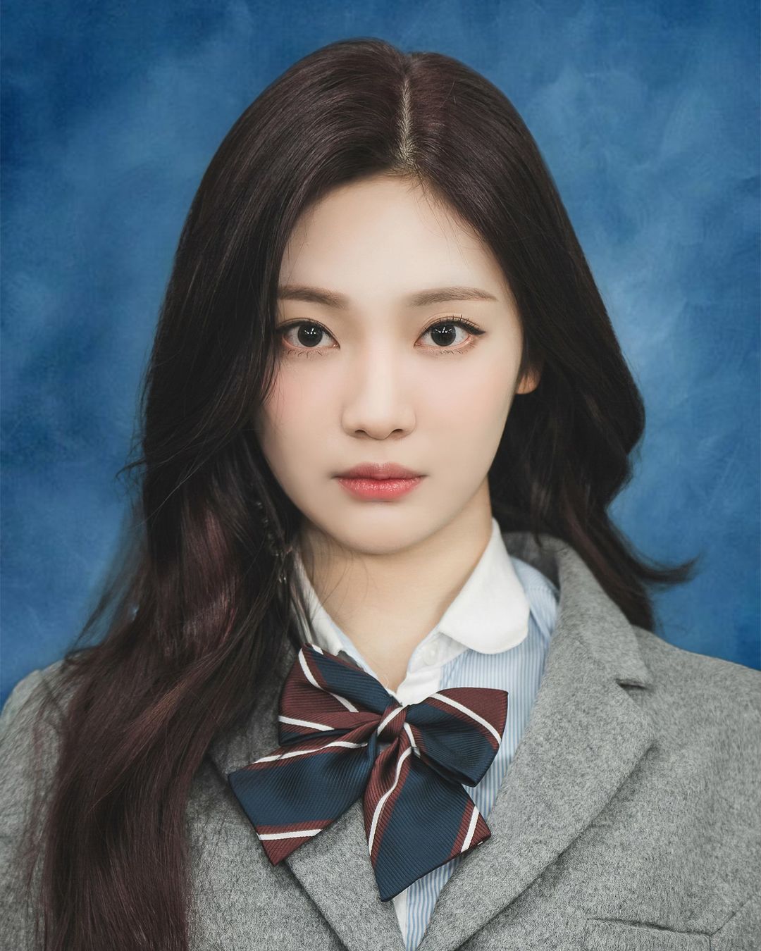 [정보/소식] 에스파, 초신성에서 온 졸업사진…대표 얼짱은 카리나 | 인스티즈