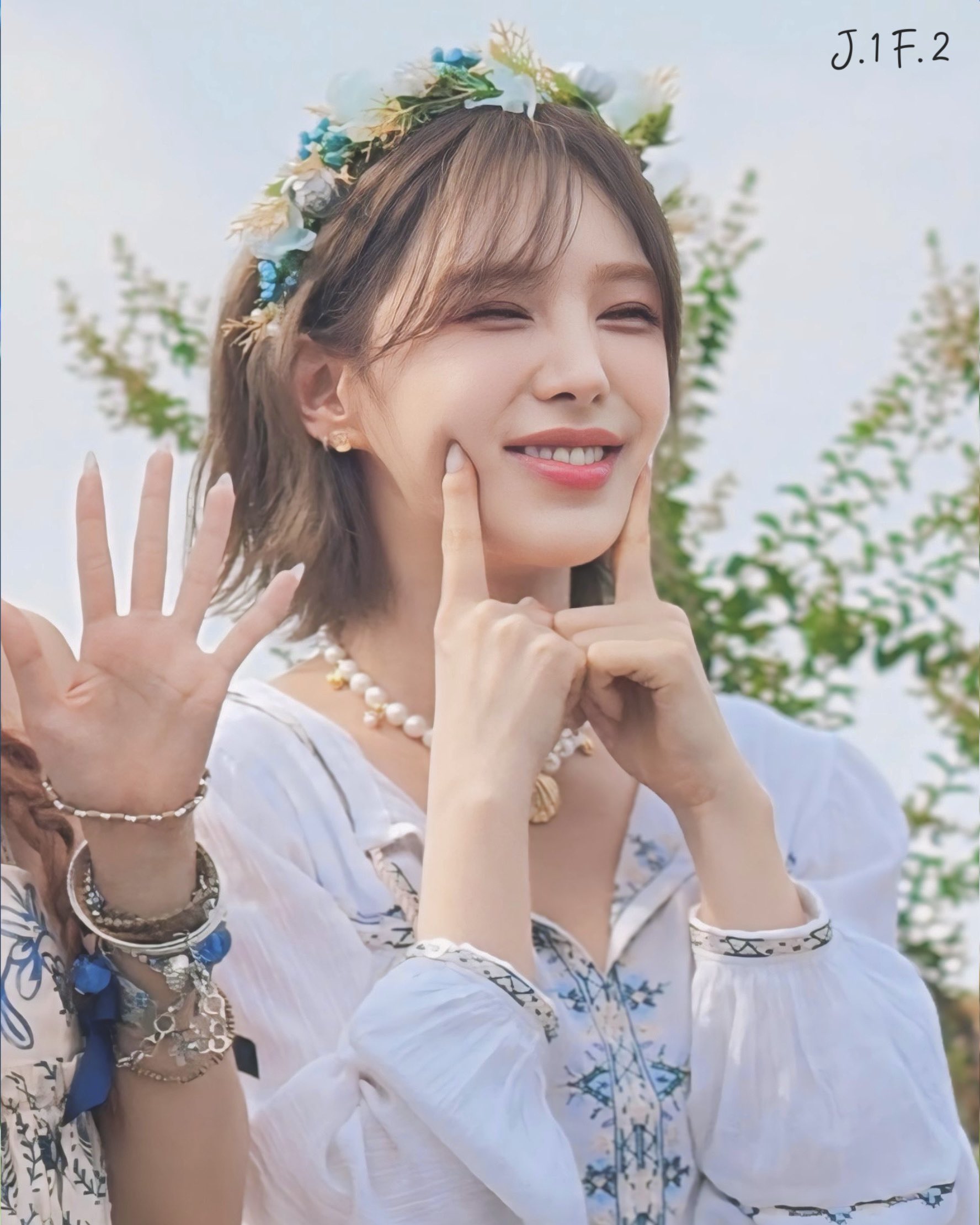 여의도를 뮤비 촬영장으로 만든 오늘자 레드벨벳.jpg | 인스티즈