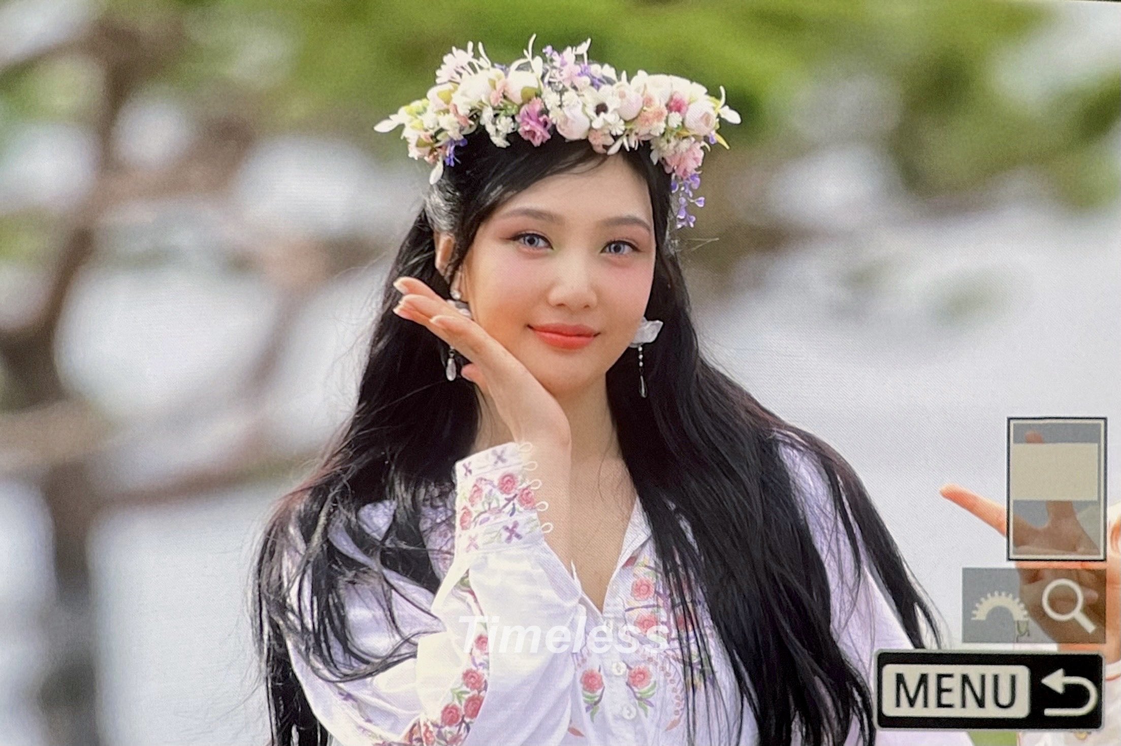 여의도를 뮤비 촬영장으로 만든 오늘자 레드벨벳.jpg | 인스티즈