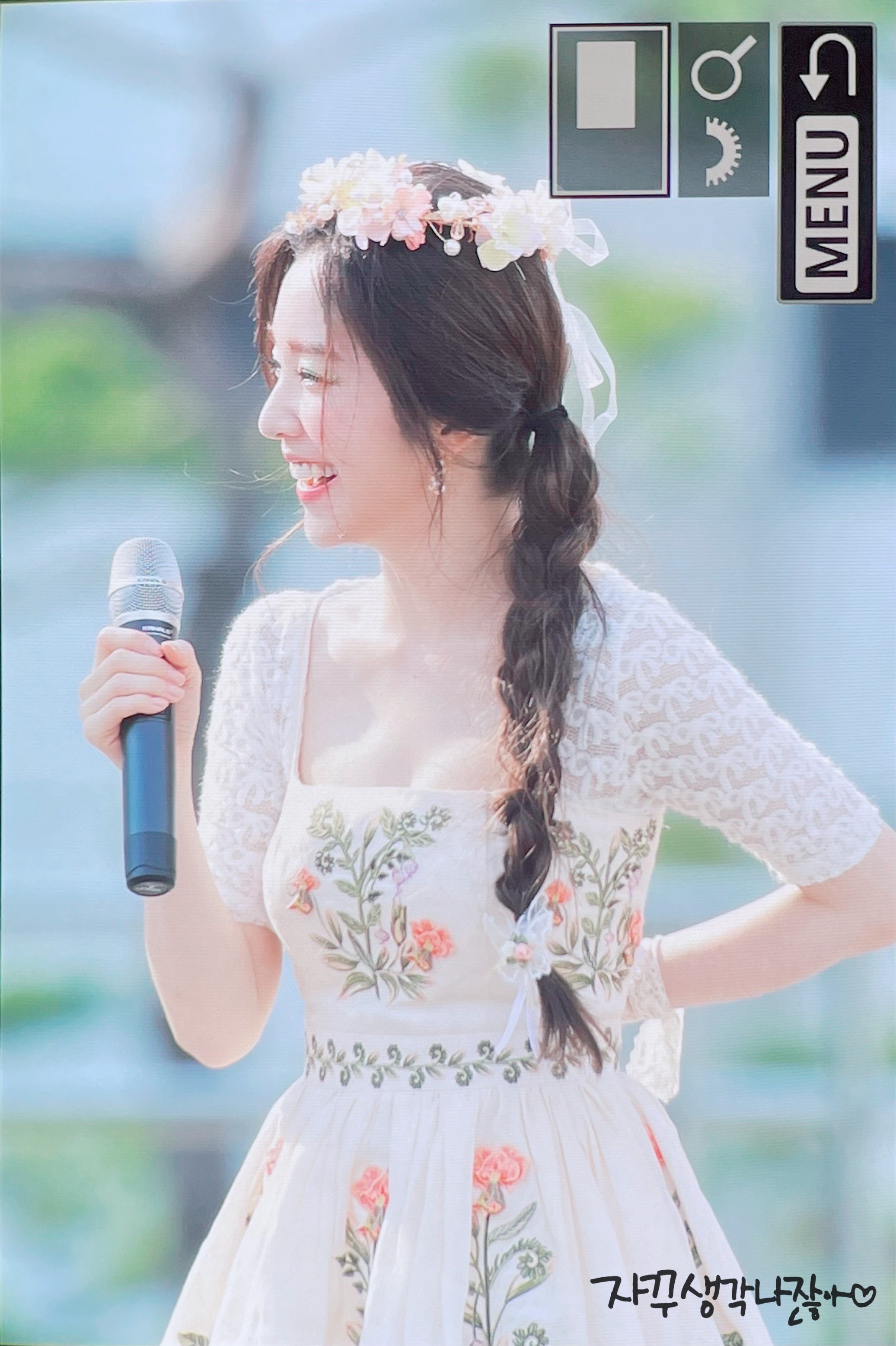 여의도를 뮤비 촬영장으로 만든 오늘자 레드벨벳.jpg | 인스티즈