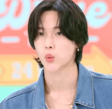[잡담] 원빈이 윙크 진짜 못해서 ㅋㅋㅋㅋ | 인스티즈