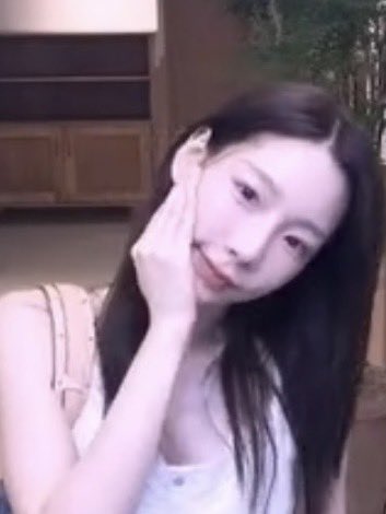 [잡담] 태연 방금 뜬 스토리 무슨일이지 | 인스티즈