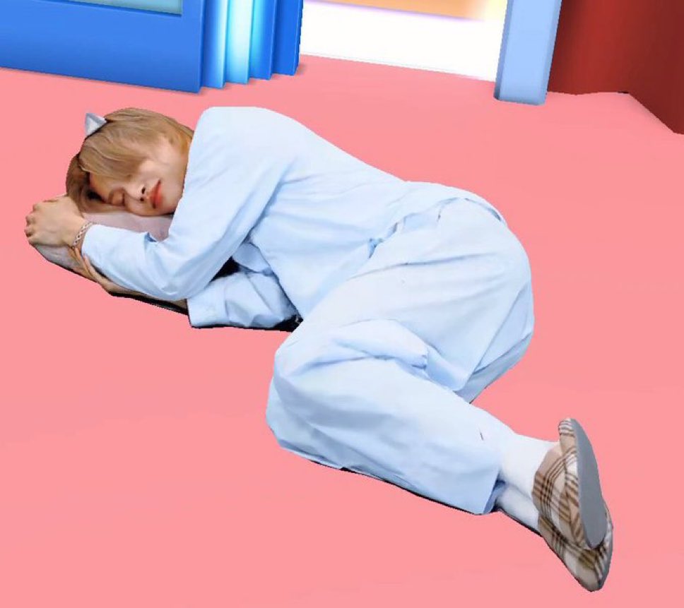 [잡담] 원빈이처럼 적극적으로 격렬하게 눕는돌 처음봨ㅋㅋㅋ | 인스티즈