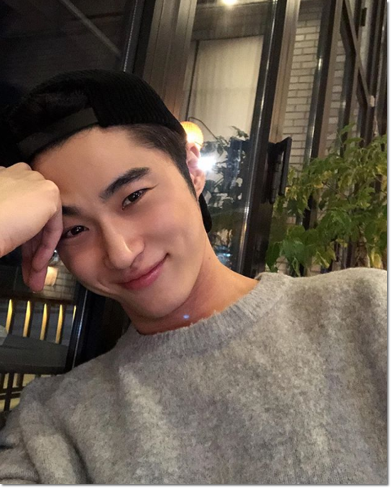 [잡담] 변우석 셀카 좋아하는데,,, | 인스티즈