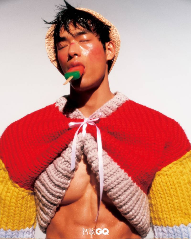 현재 난리난 중국 GQ 열사병 주제 화보.JPG (후방) | 인스티즈