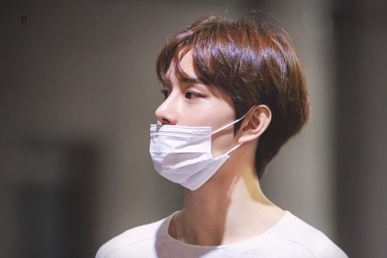[잡담] 정우 성 공개되기 전에 이름만 알고 있었어서 사람들이 나카모토 정우라고 불렀다는거 개웃기다 | 인스티즈