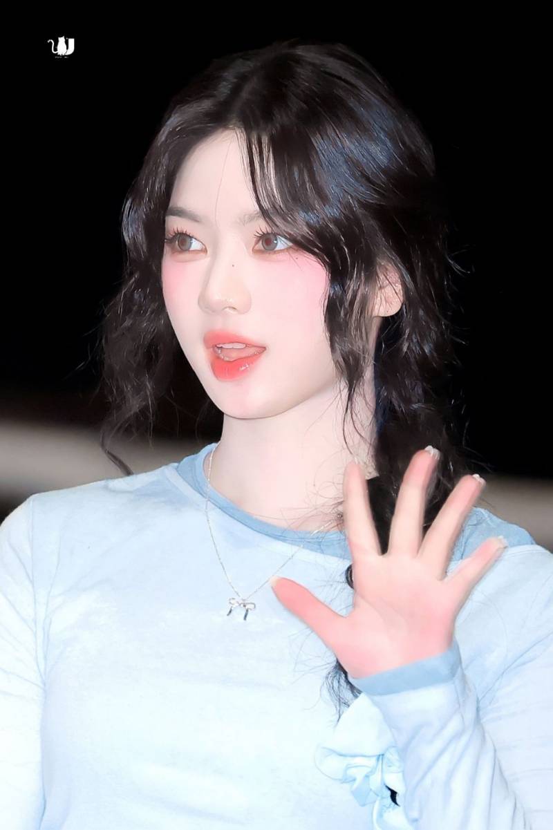 최근 메이크업 샵 바꼈다는 스테이씨 아이사 근황.jpg | 인스티즈