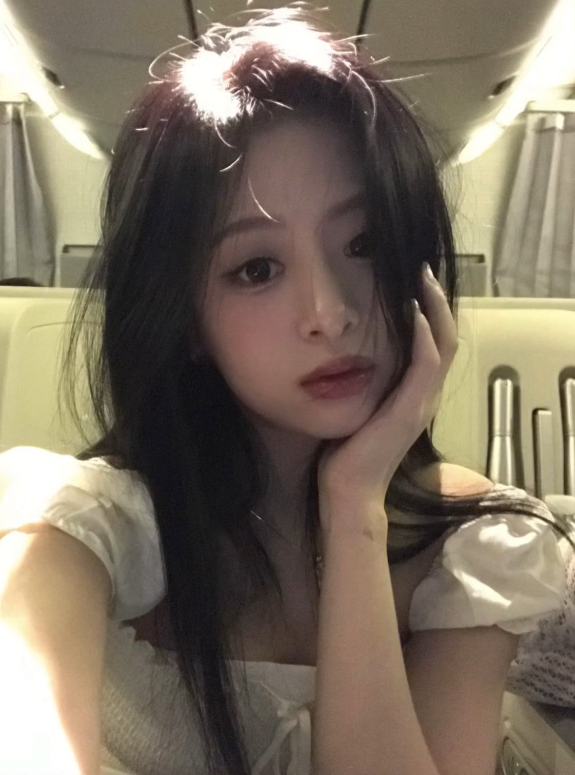 [잡담] 내기준 여친짤 신흥강자 베몬 아현.. | 인스티즈