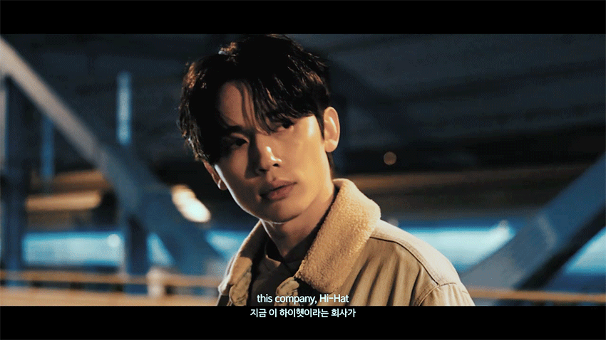 킹덤 시절 비주얼로 짤생겼던 작곡가 근황.gif | 인스티즈