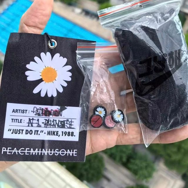 [정보/소식] 지드래곤 피스마이너스원 X 나이키 에어포스 1 파라노이즈 3.0 디테일 샷 | 인스티즈