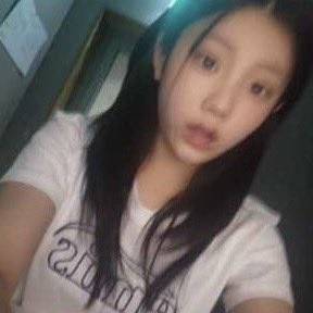 07년생 셀카 스타일 보여주는 아일릿 원희 | 인스티즈
