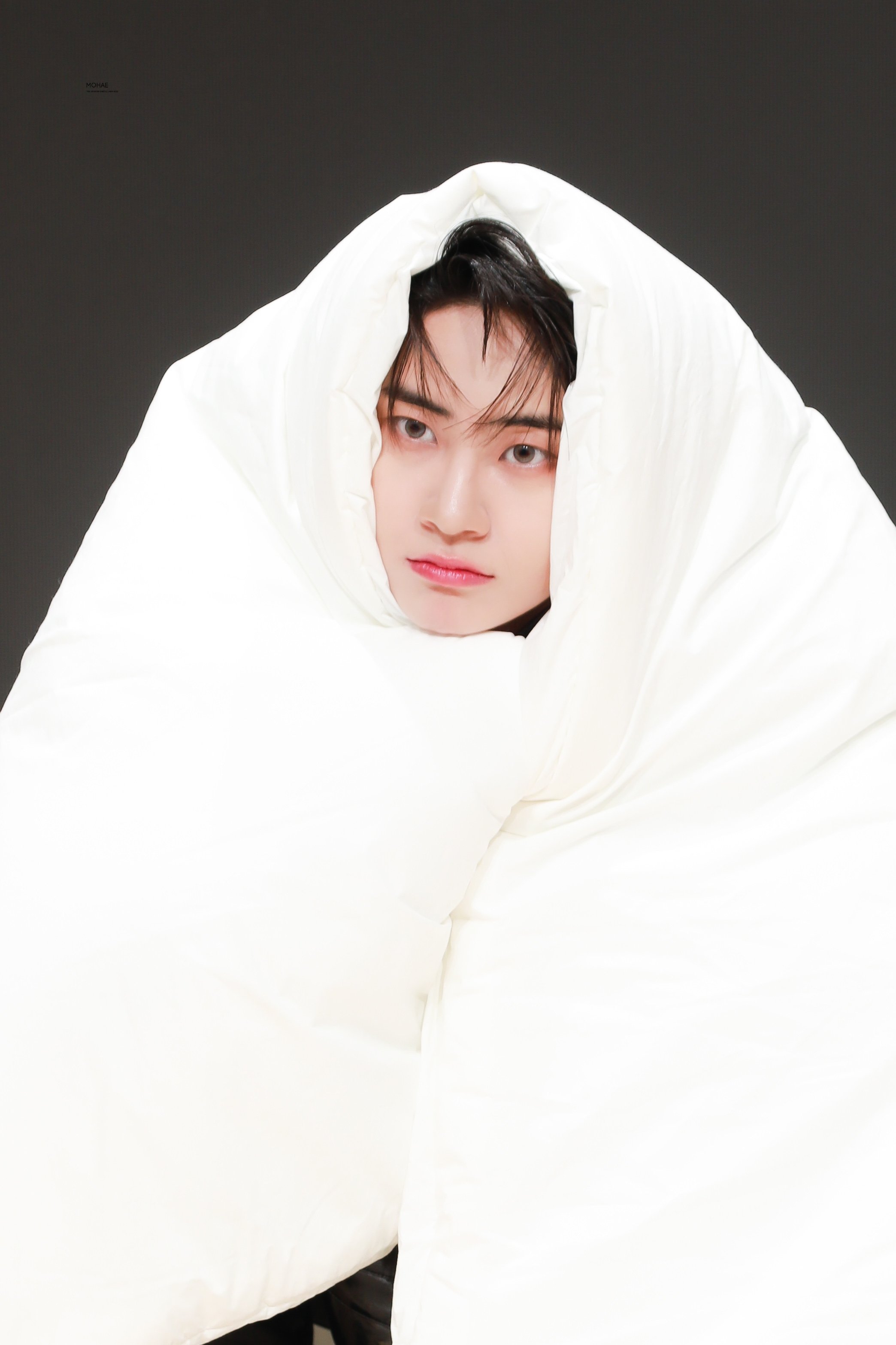 팬싸에서 무려 5년만에 이불템 다시 한 이진혁 | 인스티즈