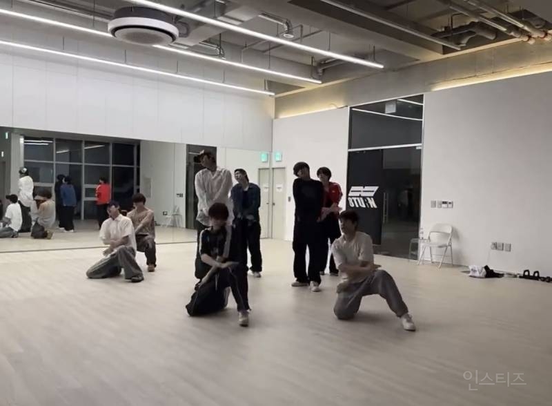 라방 시간 레전드 찍은 남돌.jpg | 인스티즈