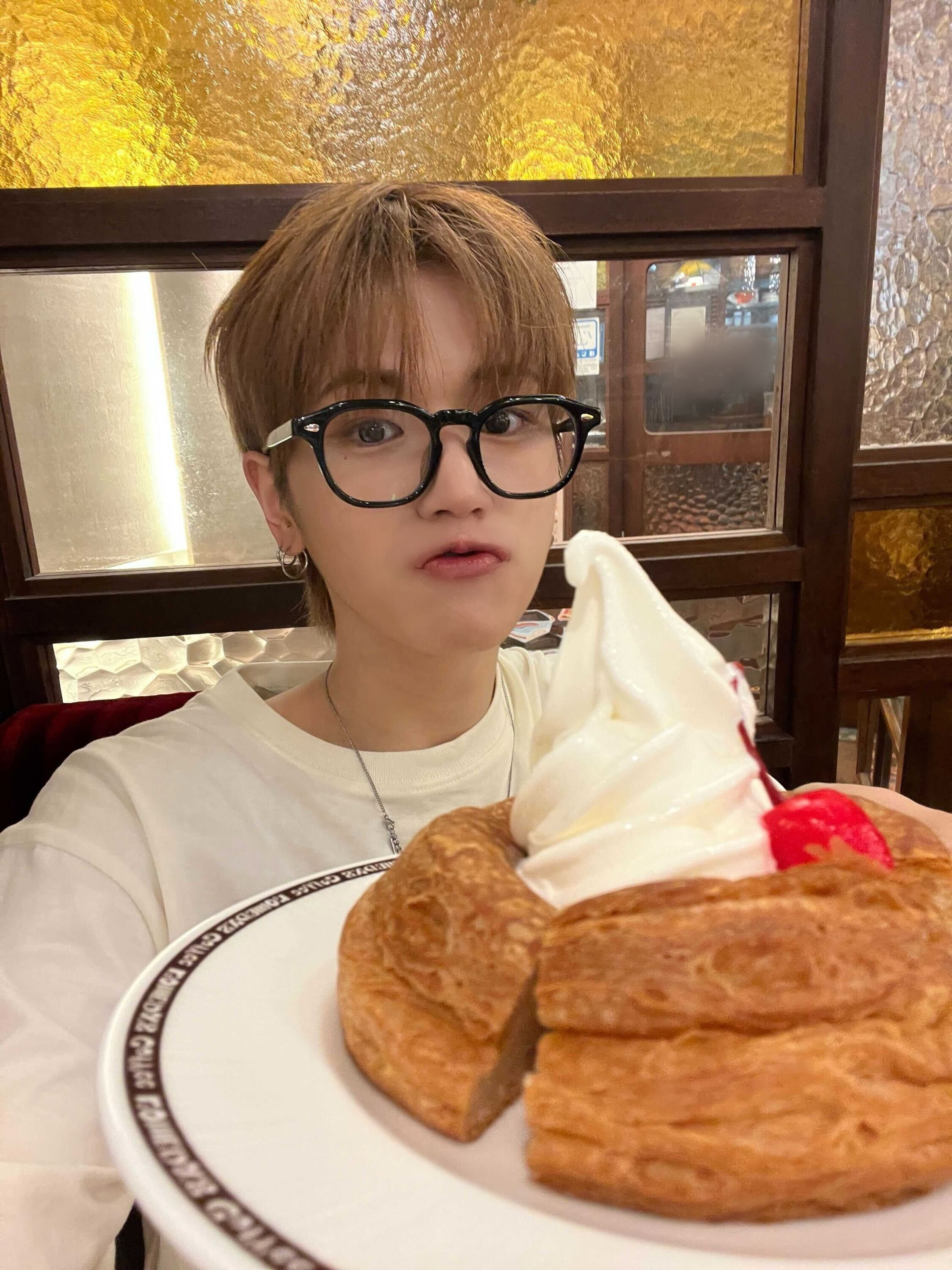 [잡담] 어제 오늘 쏟아진 보넥도 리우 남친짤이 무려 | 인스티즈