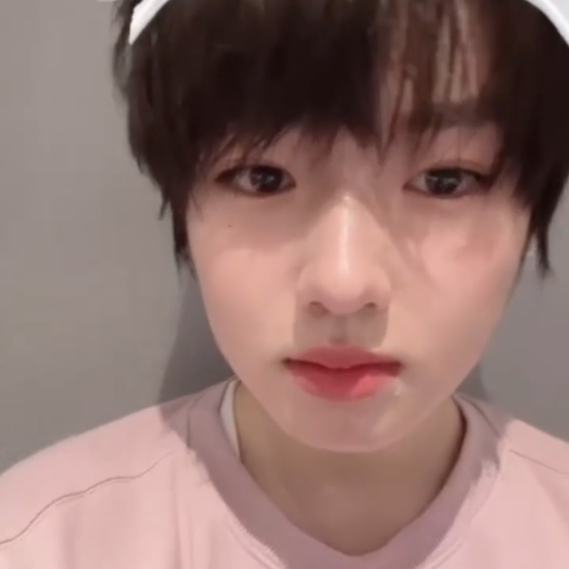 [잡담] 사진만볼때 슴남돌 누구 좋아하는거같아,,,,?? | 인스티즈
