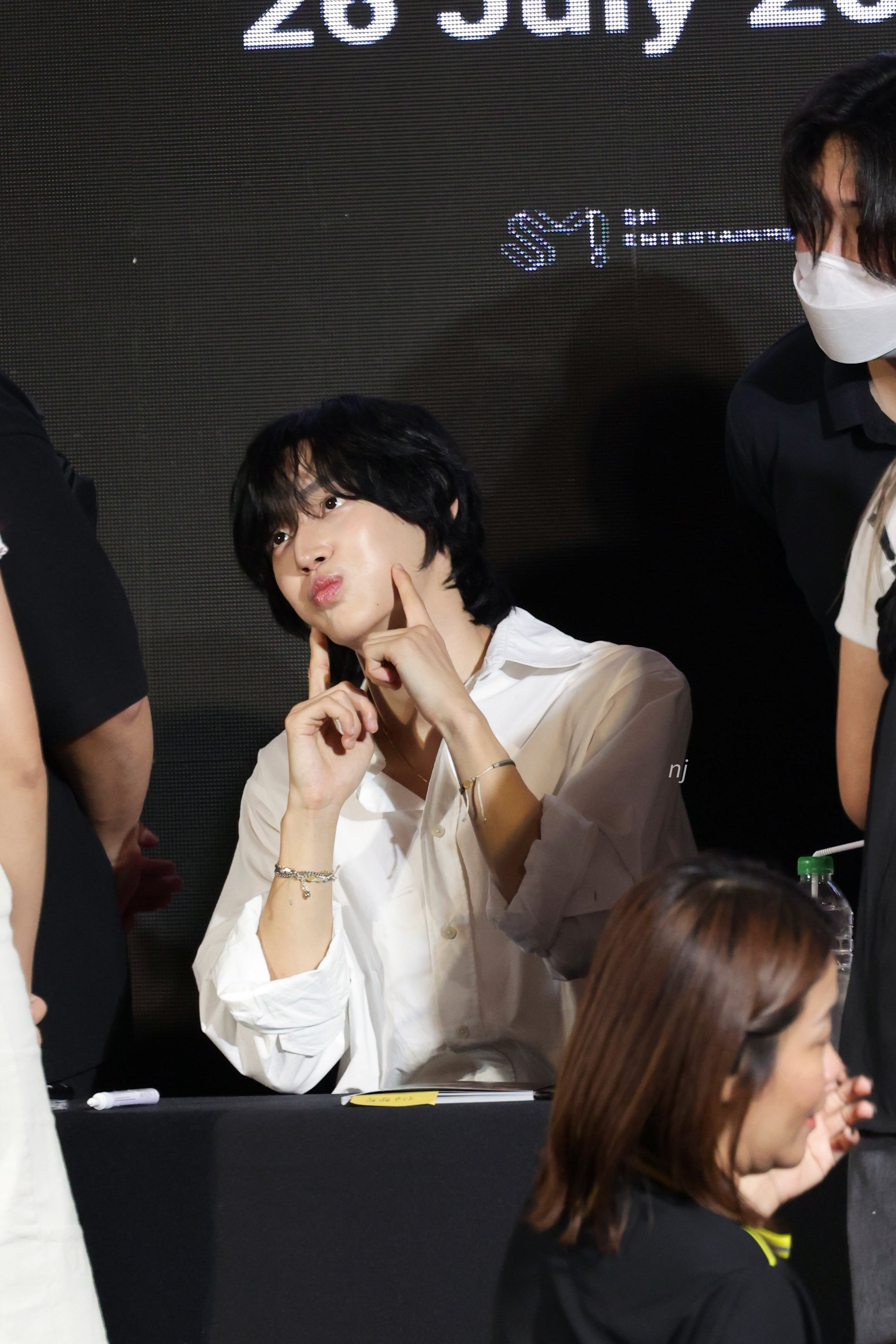 [잡담] 오늘 원빈이 너무 너무 잘생김 .. | 인스티즈