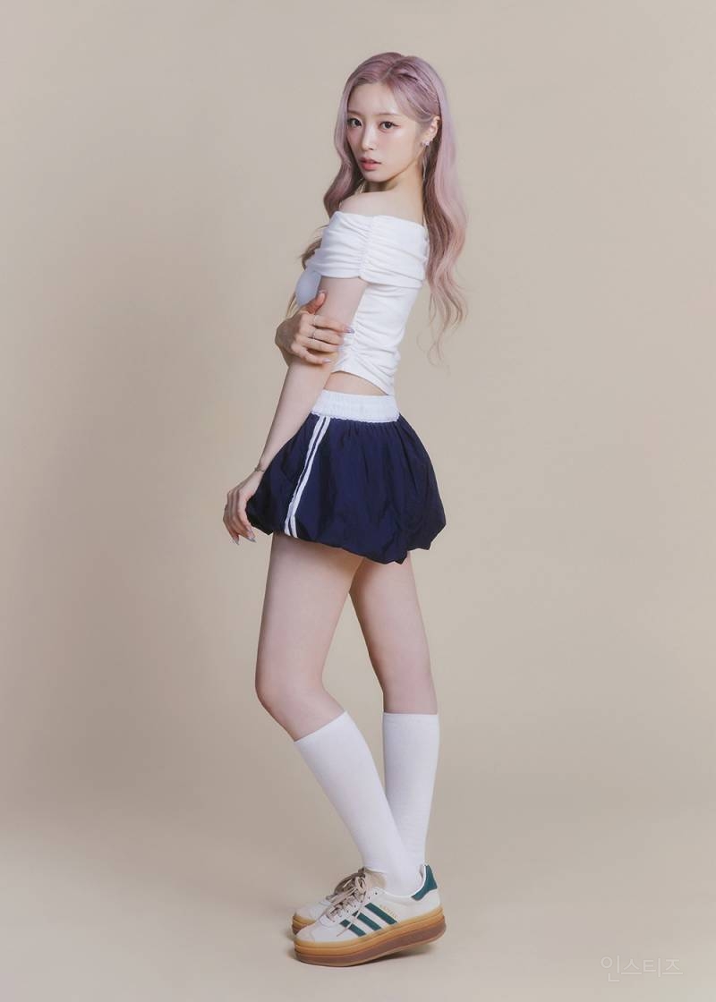 1년만에 컴백하는 라잇썸 Digital Single [POSE!] Concept Image 1 | 인스티즈