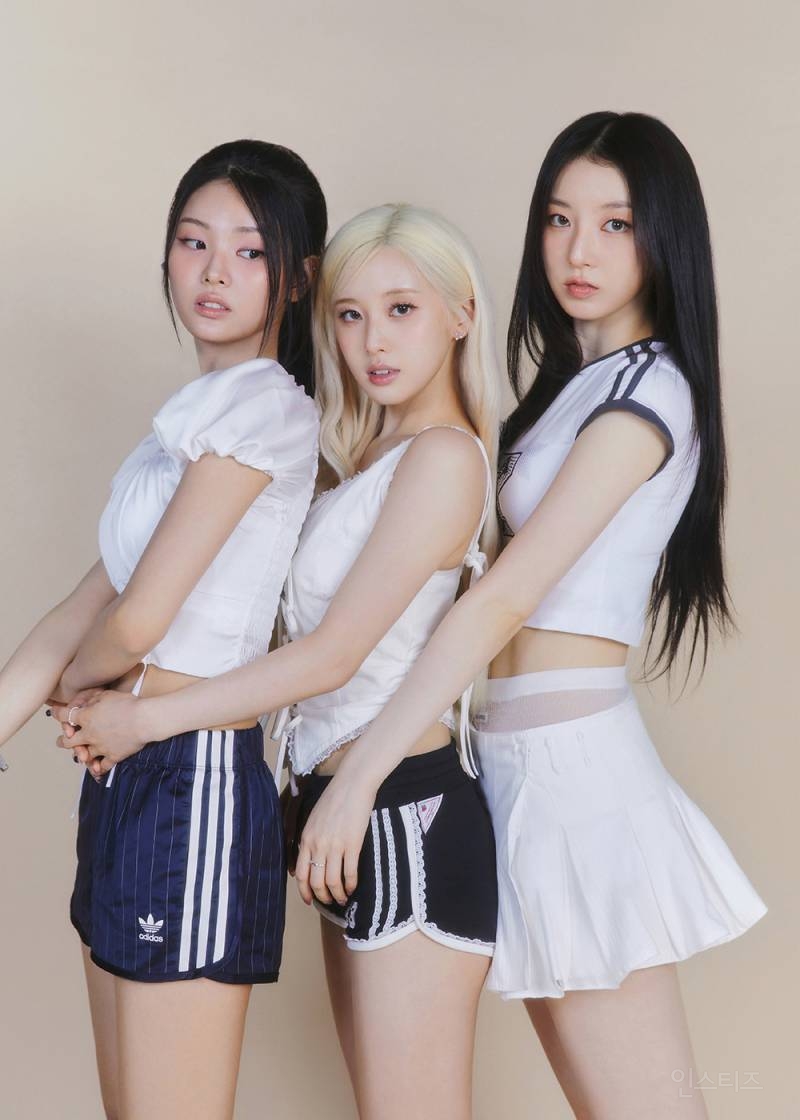 1년만에 컴백하는 라잇썸 Digital Single [POSE!] Concept Image 1 | 인스티즈