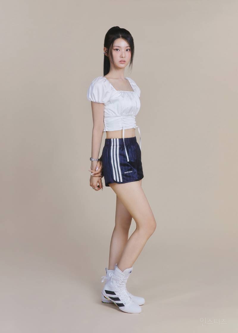 1년만에 컴백하는 라잇썸 Digital Single [POSE!] Concept Image 1 | 인스티즈