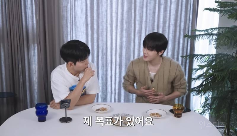 2-3년 내에 차은우 따라잡는게 목표라는 아이돌 | 인스티즈